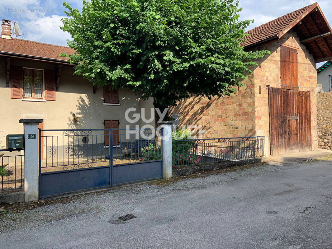 Maison à CHAPAREILLAN