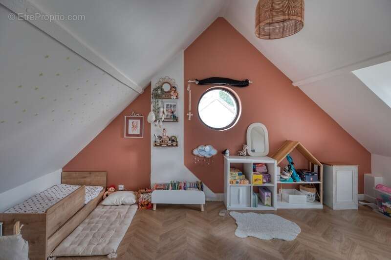 EXCLUSIVITE - Dpt Yvelines (78), à vendre à AUTOUILLET, Maison de caractère 5 pièces - photo 18