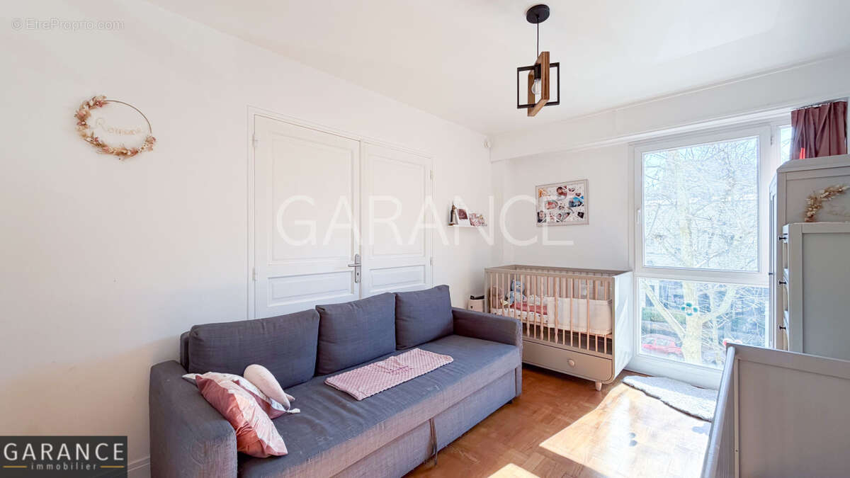 Appartement à PARIS-12E