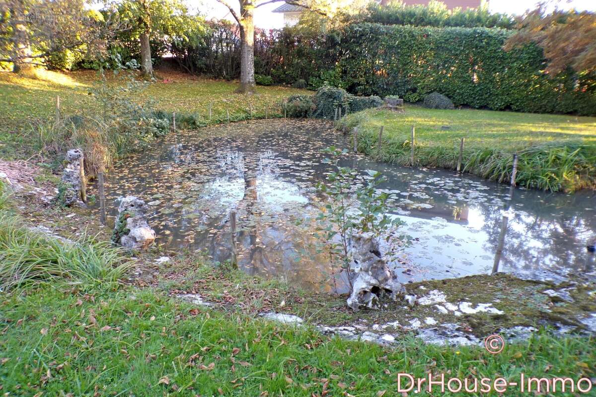 Maison à LADOIX-SERRIGNY