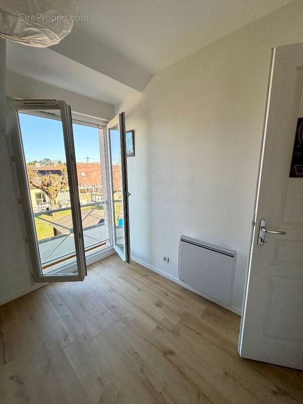 Appartement à LION-SUR-MER