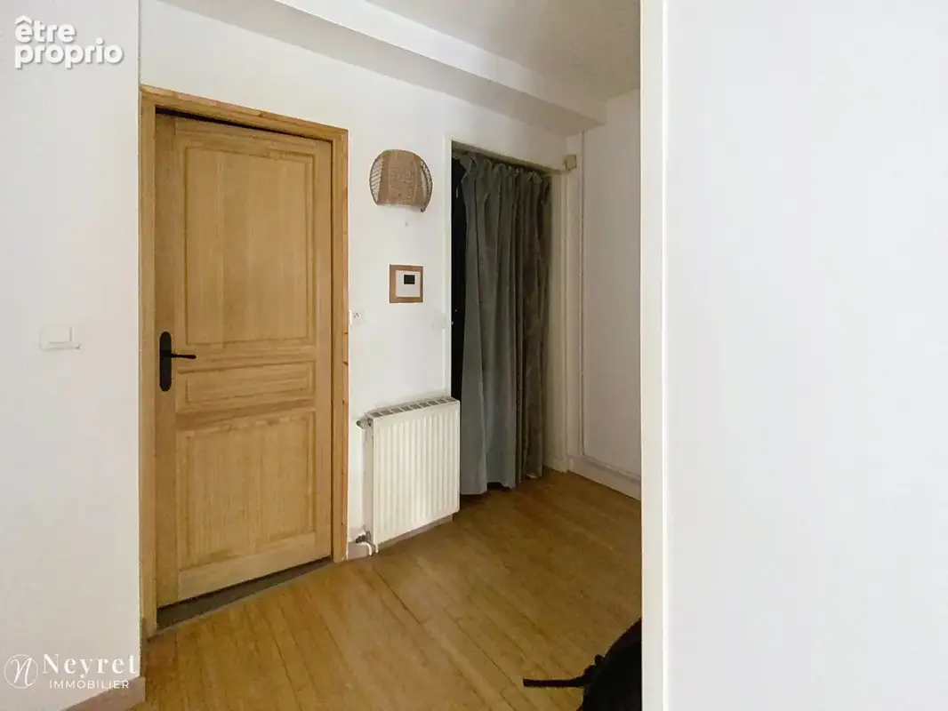Appartement de type 3 - 85 m2 - 5ème étage - LYON 7 - Proche des quais - photo 6