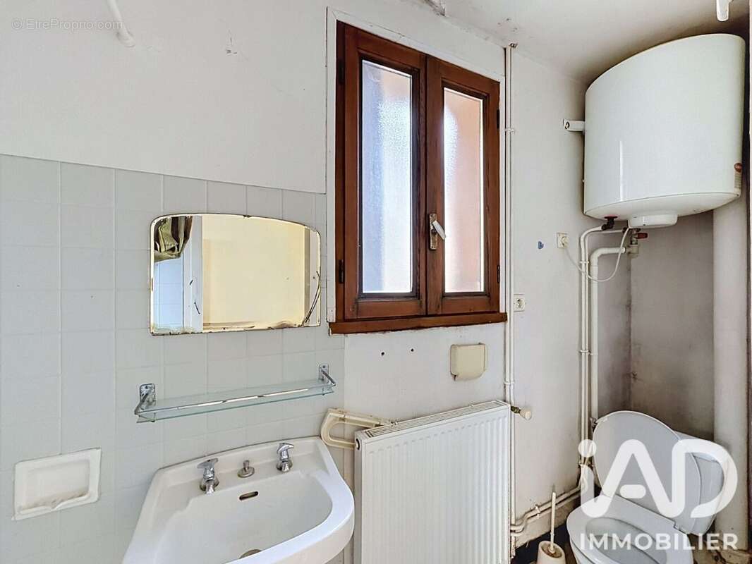 Appartement 52 m² à Saint-Alban-Sur-Limagnole  - photo 7