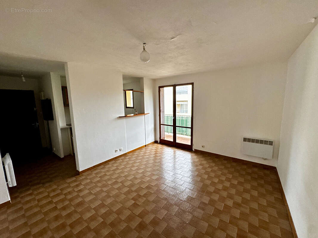 Appartement à SIX-FOURS-LES-PLAGES