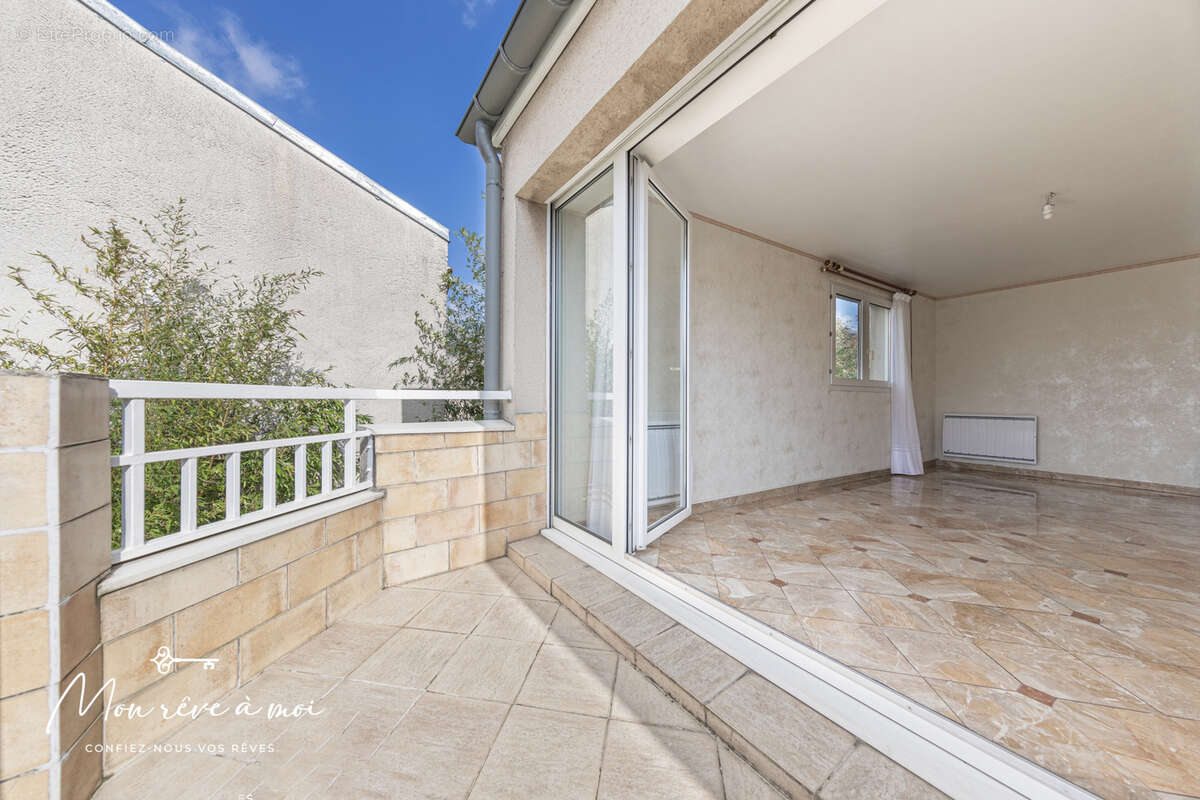 Appartement à NANTERRE