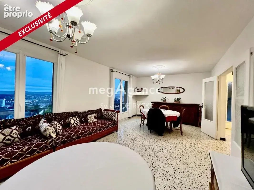 Maison sur 815m2 de terrain et sous sol total - photo 9