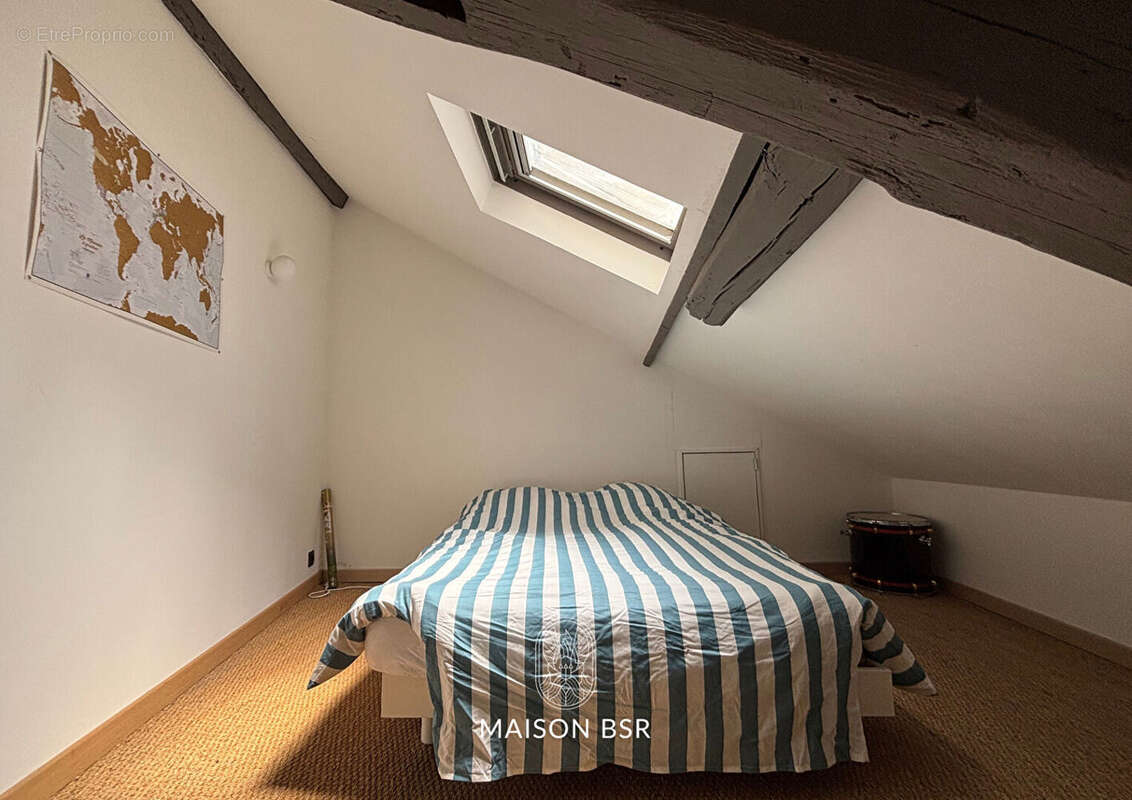 Local commercial + bureau en duplex - Hyper centre Graslin - photo 7