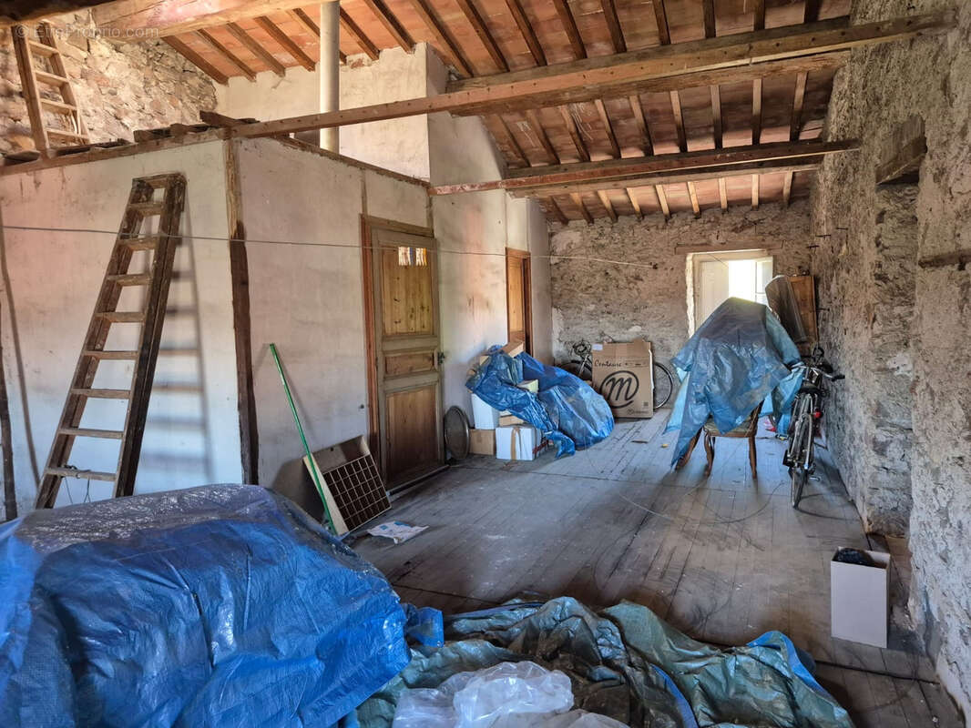 Maison à CAUNES-MINERVOIS
