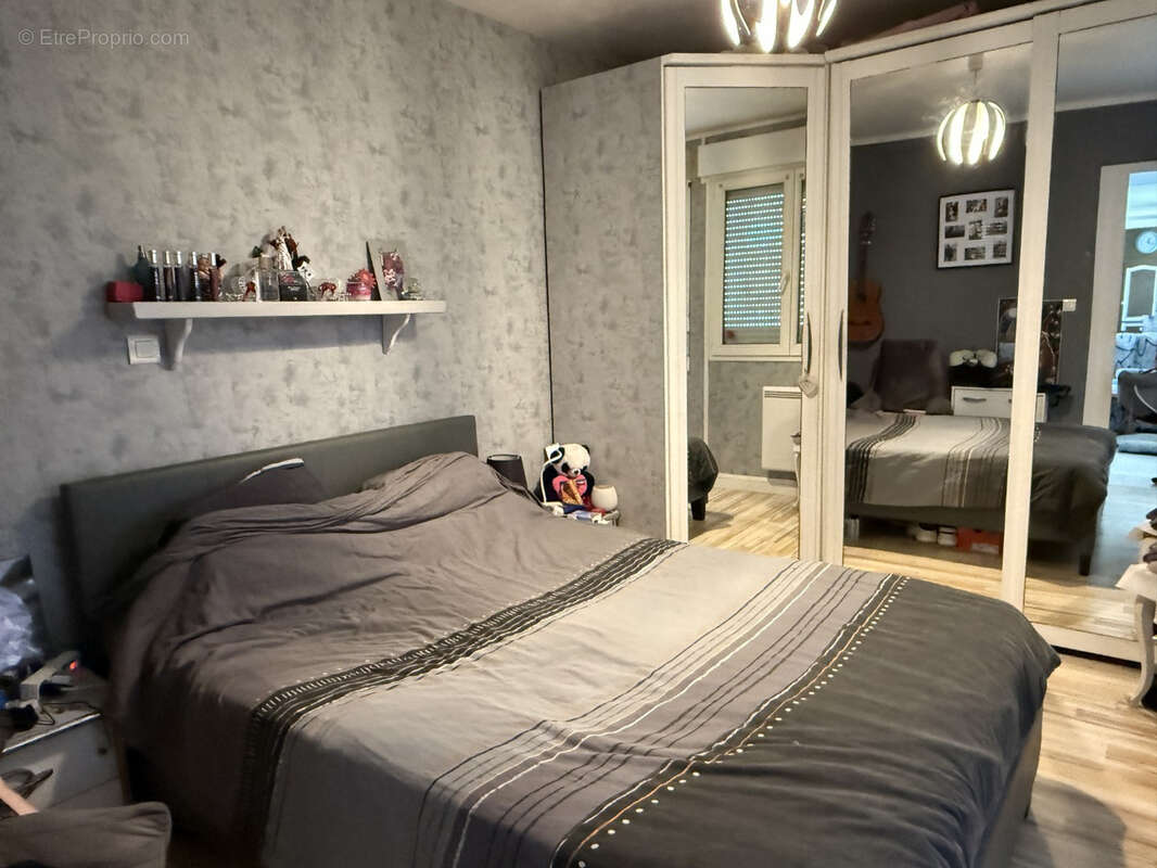 Maison à SAINT-GERMAIN-LES-BELLES