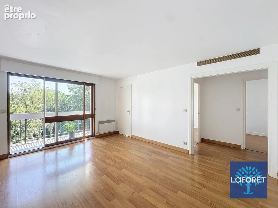 Appartement à CHILLY-MAZARIN