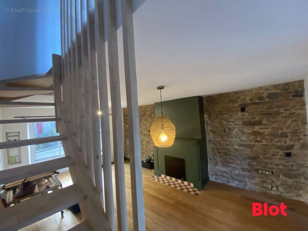 Maison à PIRE-SUR-SEICHE