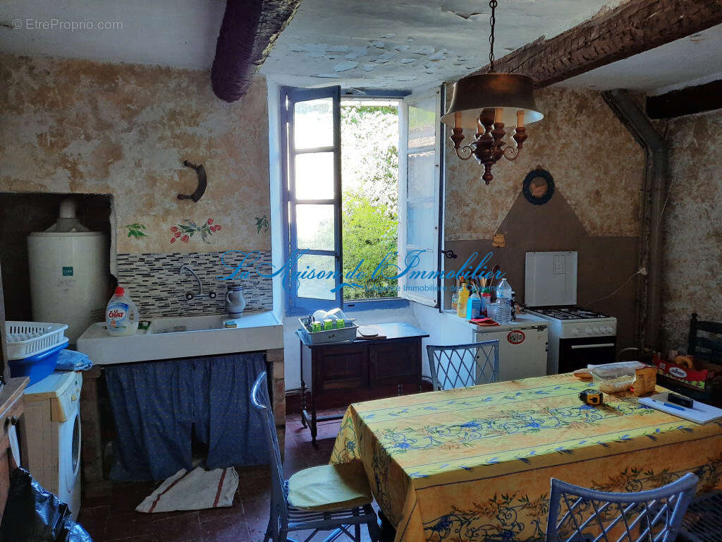 Maison à LASALLE