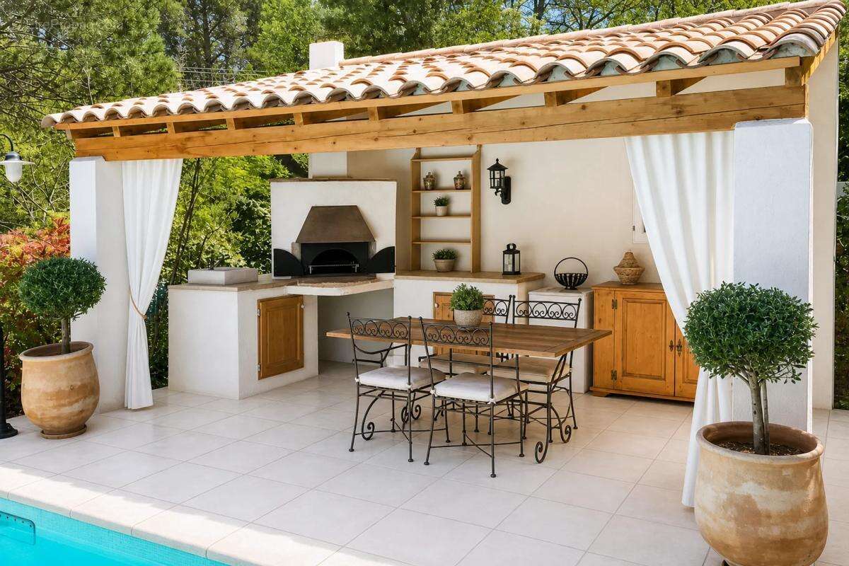 Maison à SAIGNON