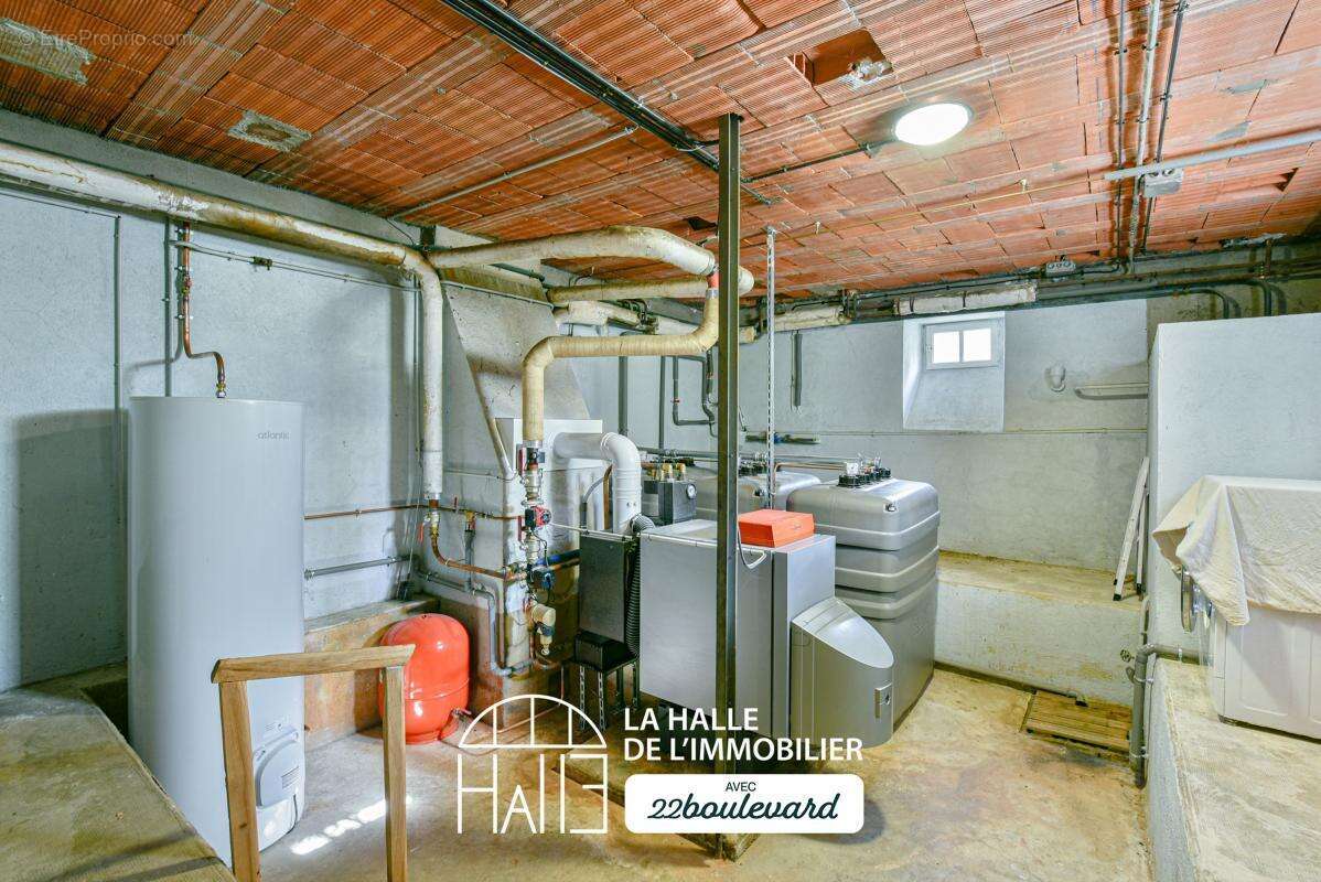 Maison à BONNAC-LA-COTE