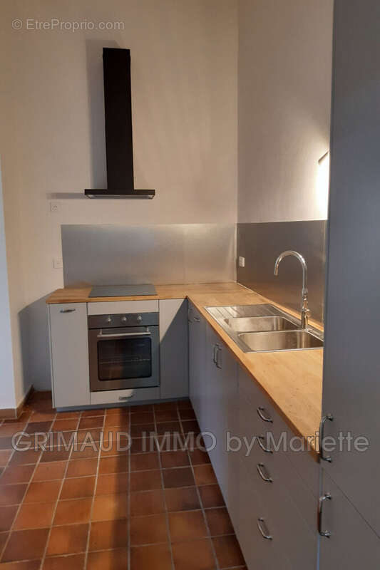 Maison 89 m² à Grimaud  - photo 5