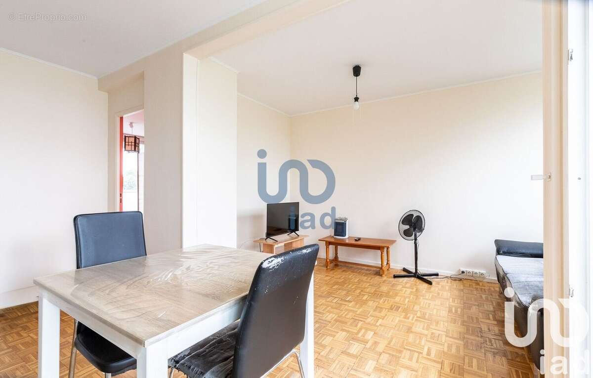 Photo 4 - Appartement à SAVIGNY-SUR-ORGE