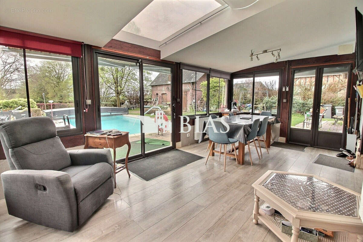 Maison à LE NEUBOURG