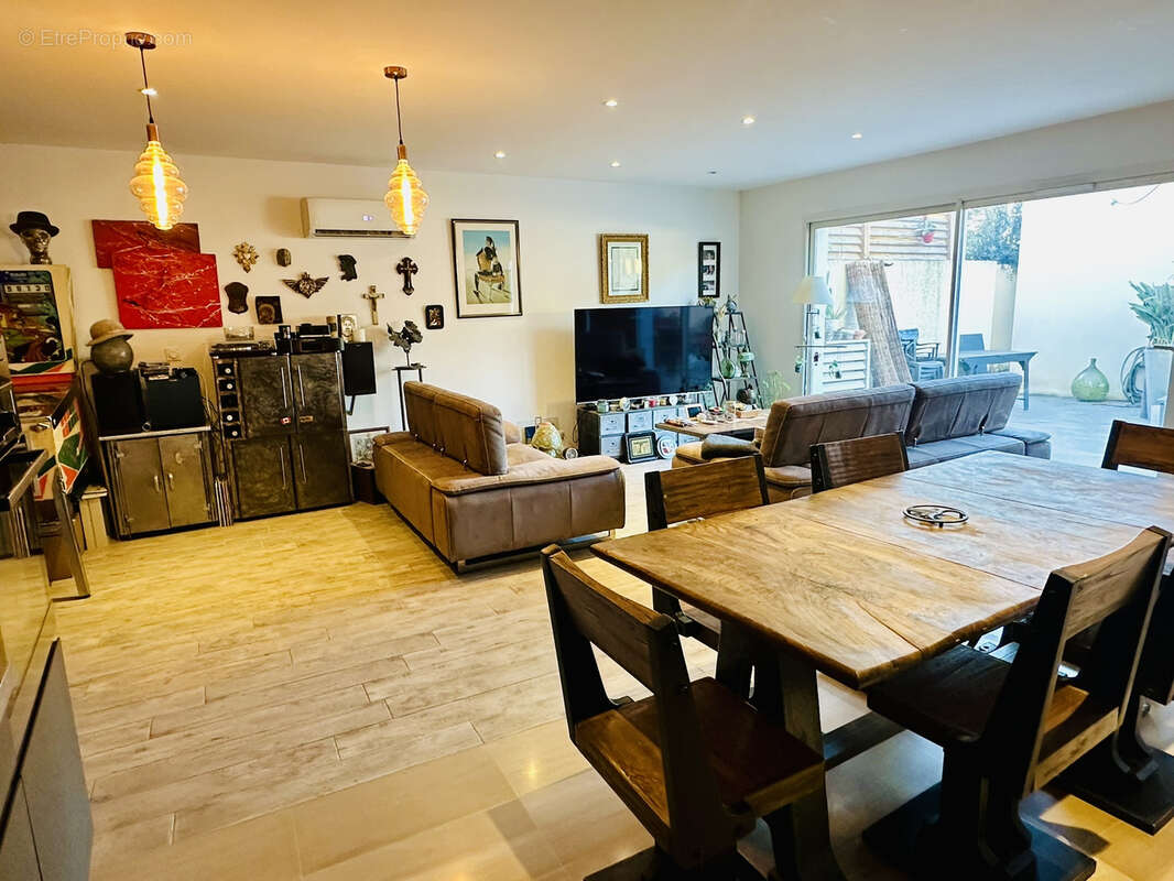 Maison à AIGUES-MORTES