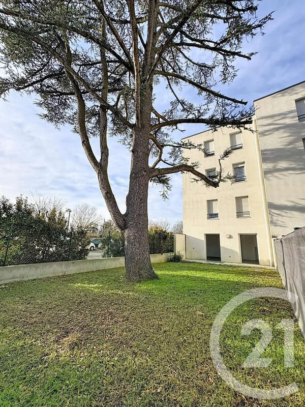Appartement à DECINES-CHARPIEU