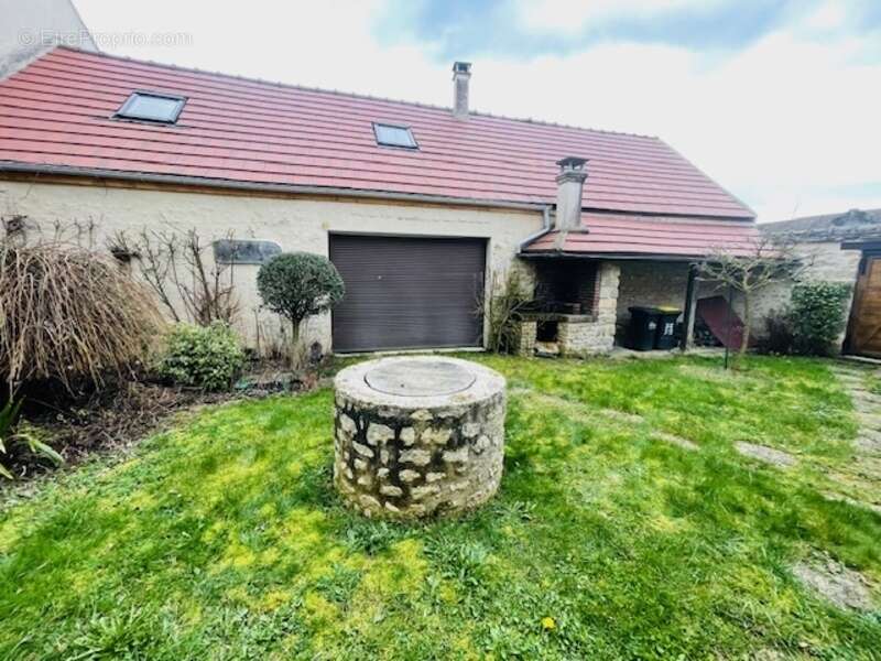 Maison à GIRONVILLE