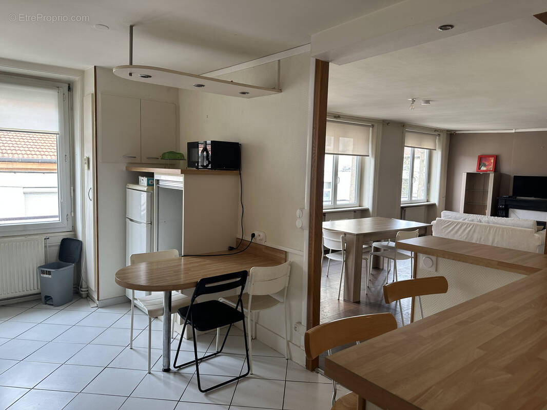 Appartement à SAINT-ETIENNE
