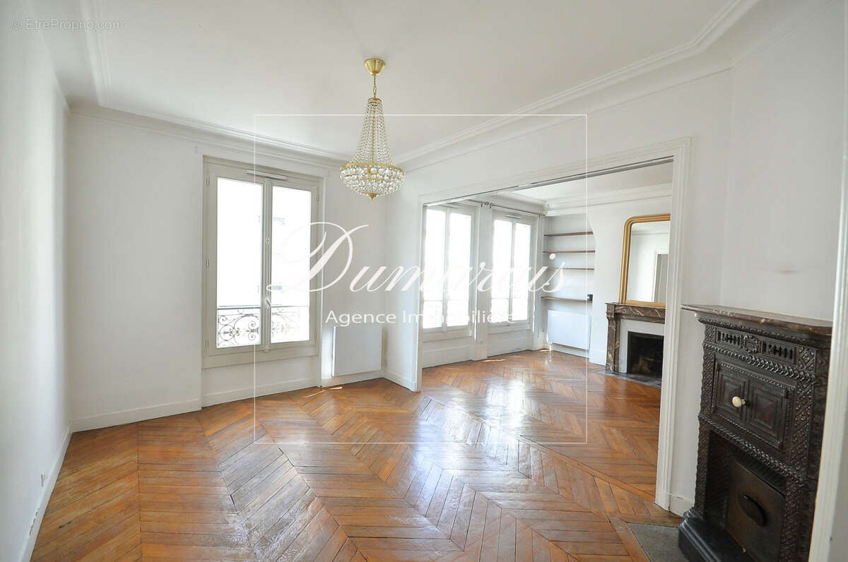 75004 paris - appartement 3 pieces - photo 2