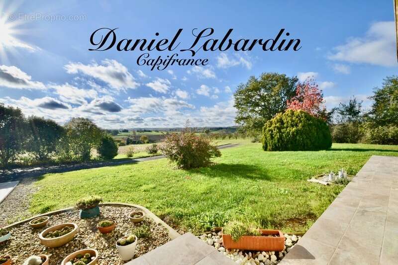 Maison à SAINT-PIERRE-SUR-DROPT