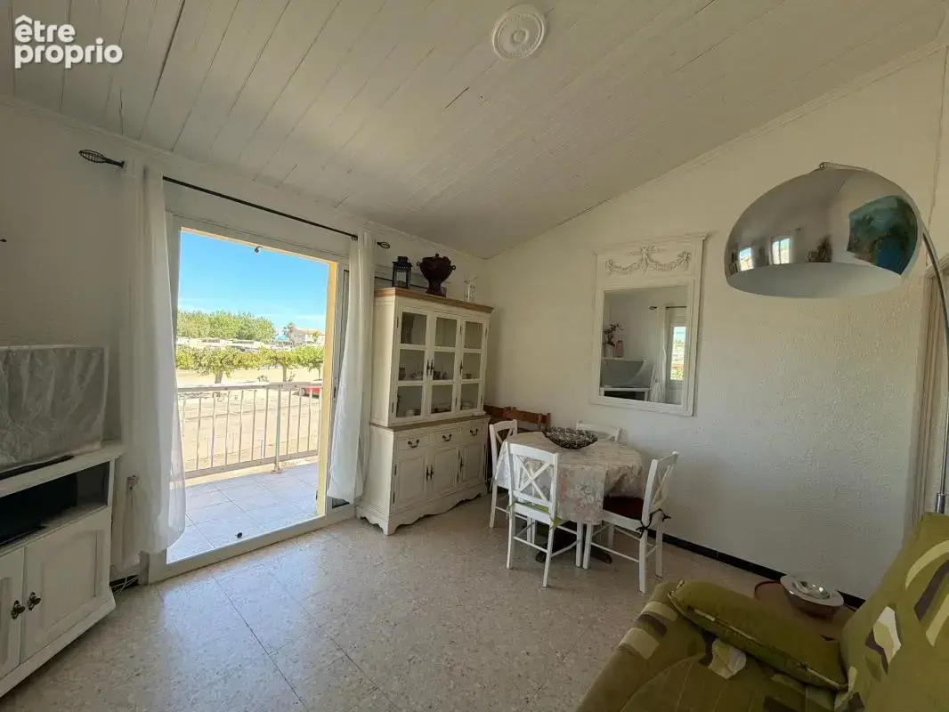 À vendre – Marseillan plage - Exceptionnel 3 pièces en duplex avec vue mer et port - photo 5