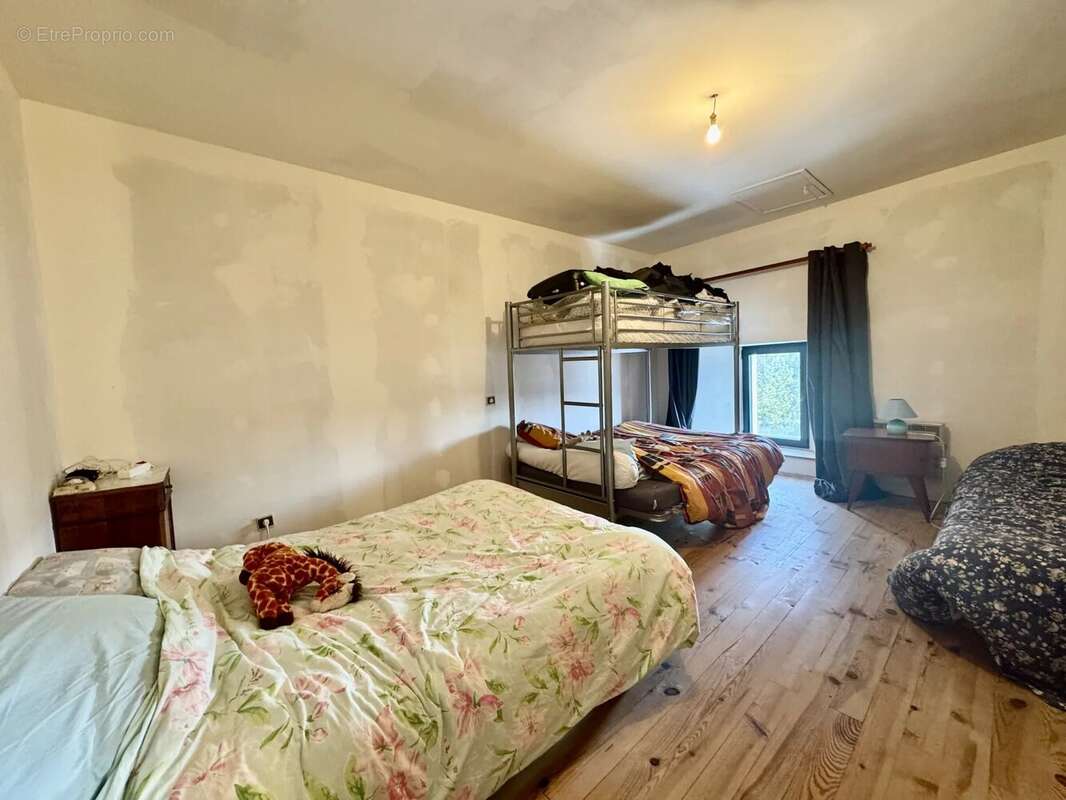 Maison à PUYVALADOR