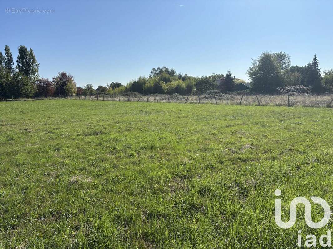 Photo 5 - Terrain à BARRY-D'ISLEMADE