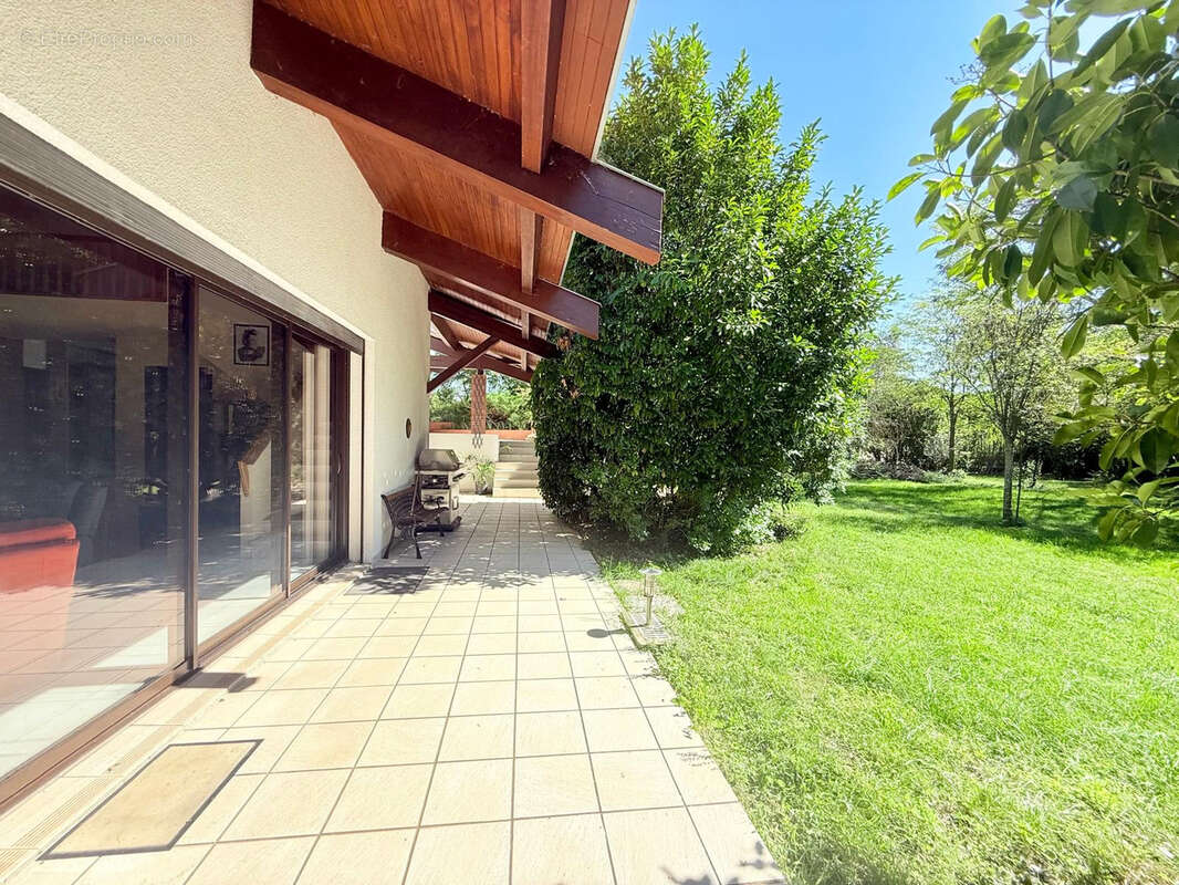 Maison à LABARTHE-SUR-LEZE