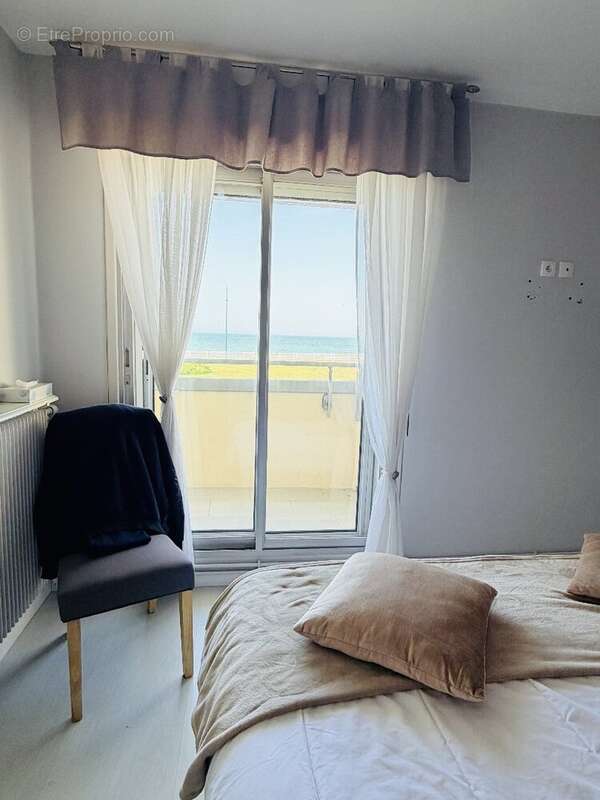 Appartement à LION-SUR-MER
