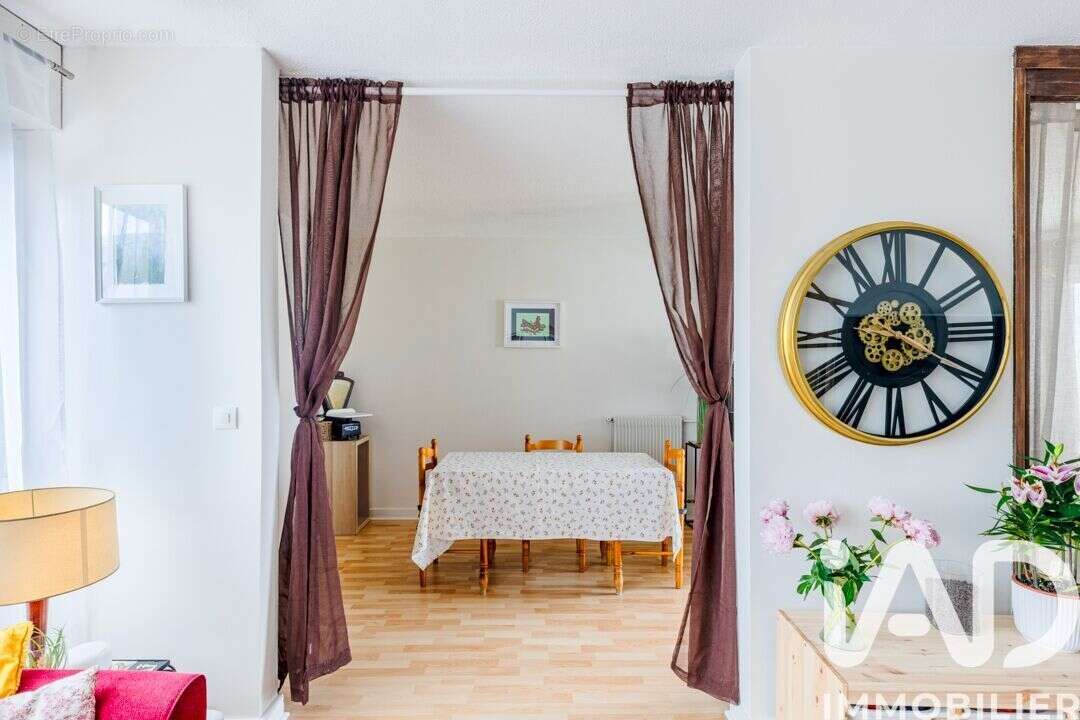 Photo 2 - Appartement à CONFLANS-SAINTE-HONORINE