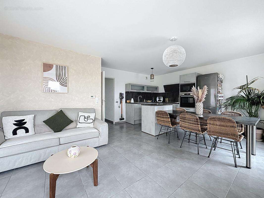 Appartement à VENISSIEUX