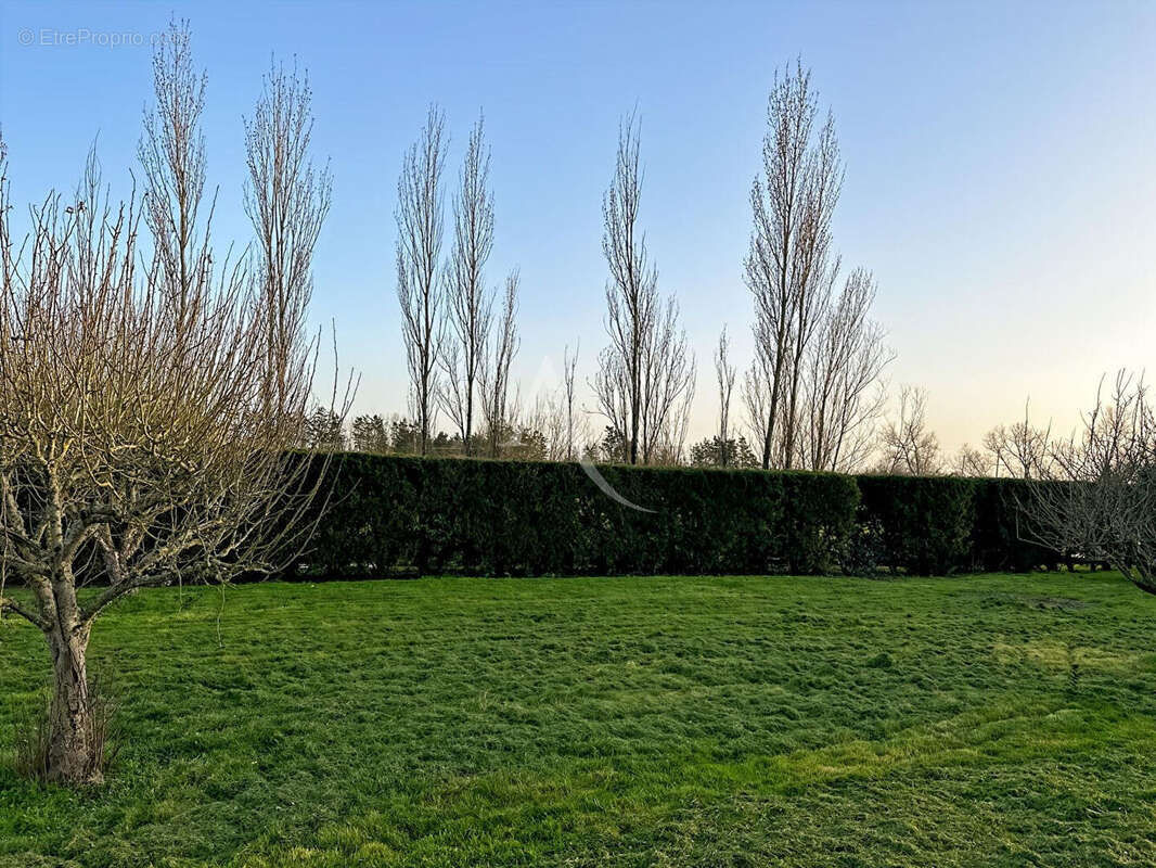 A vendre proche du bourg en impasse - Maison de plain-pied - photo 15