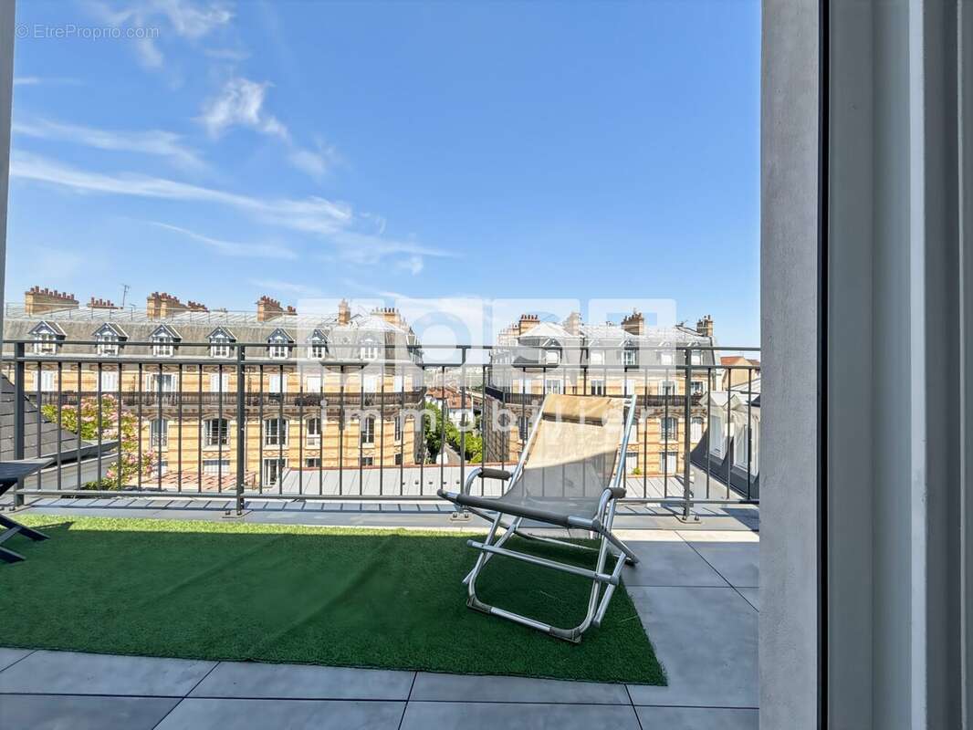 Appartement à COLOMBES