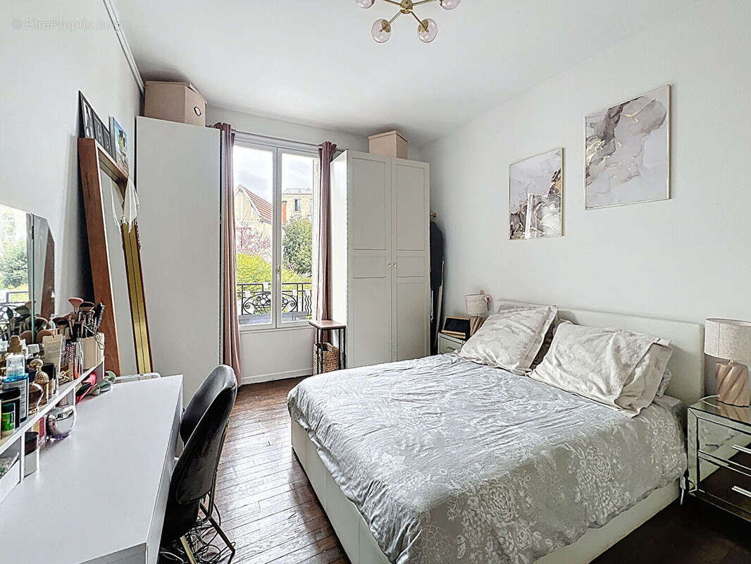 Appartement à SURESNES