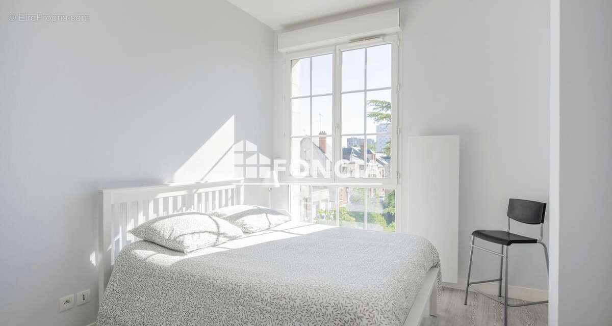 Rare f3 residence parc ladureau avec loggia et garage dpe c - photo 6