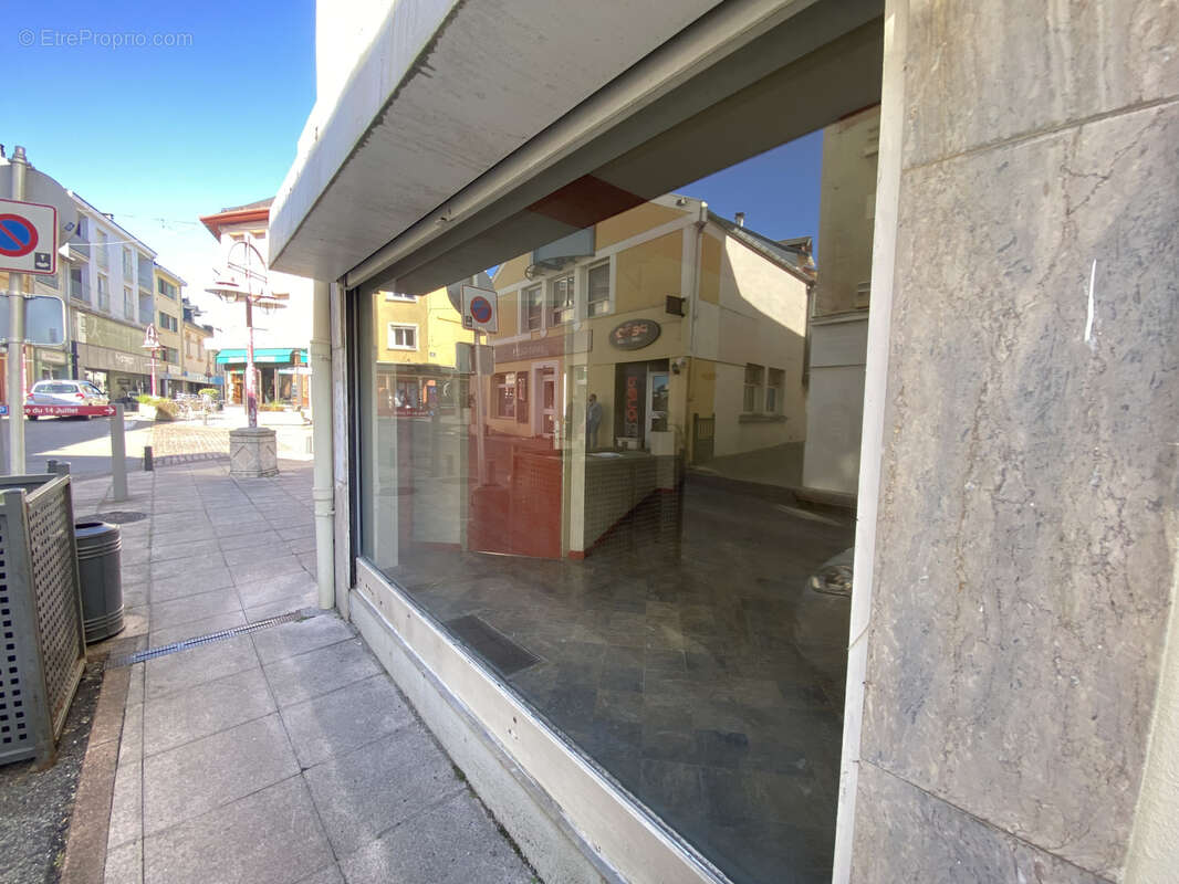 Commerce à LANNEMEZAN