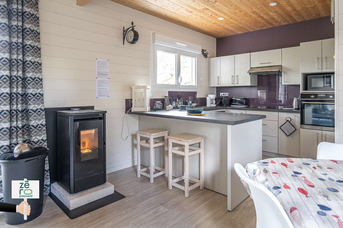 Maison à SAINT-CYR-EN-TALMONDAIS