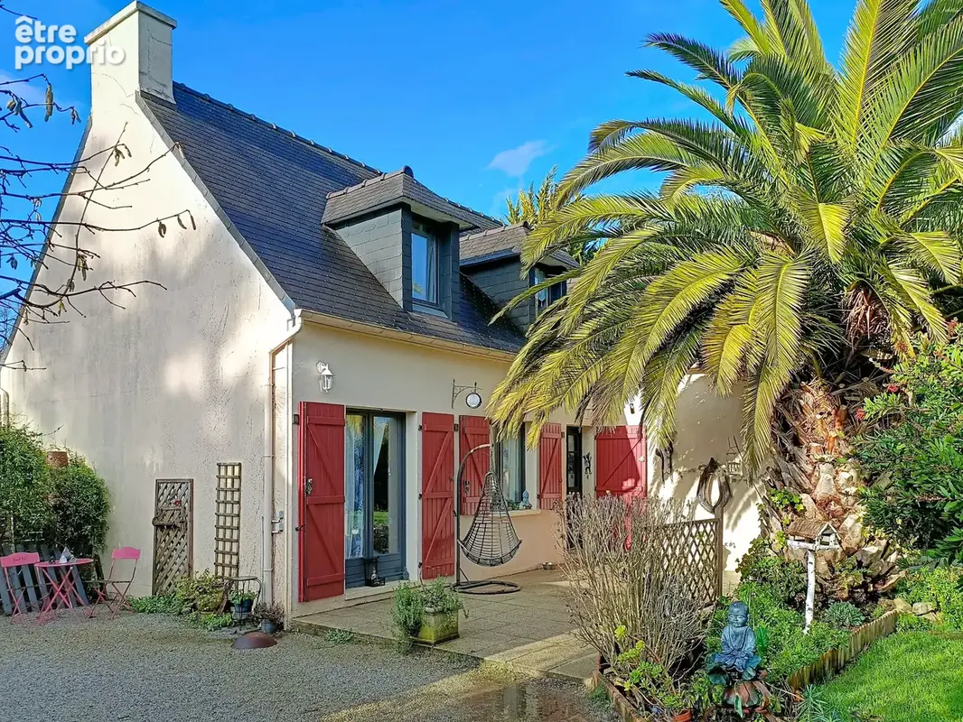 À VENDRE   Une maison familiale pleine de charme à Crozon  proche Rostellec - photo 3