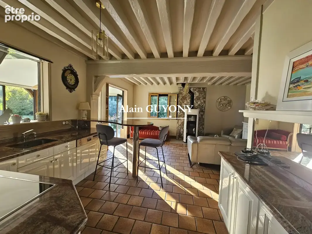 Maison 6 pièces 125 m² à vendre à Pont-L'eveque (14130) - photo 3