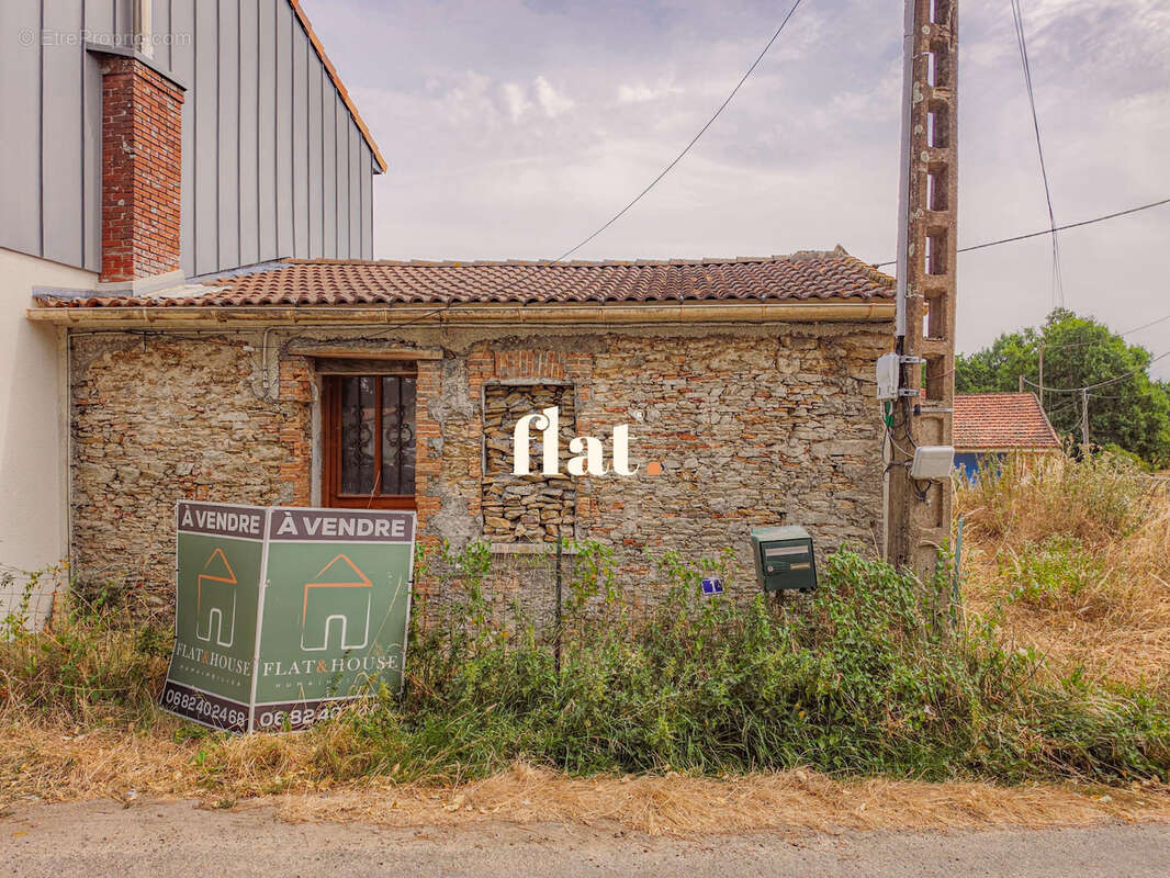 MAISONS A RENOVER - Chaumes en RETZ / 20 min de Pornic - photo 4