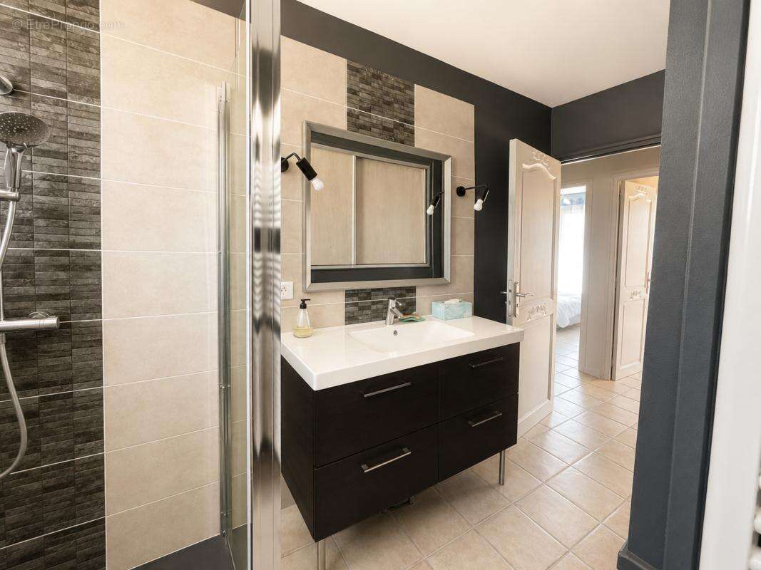 Maison 188 m² à Ribaute-Les-Tavernes  - photo 19