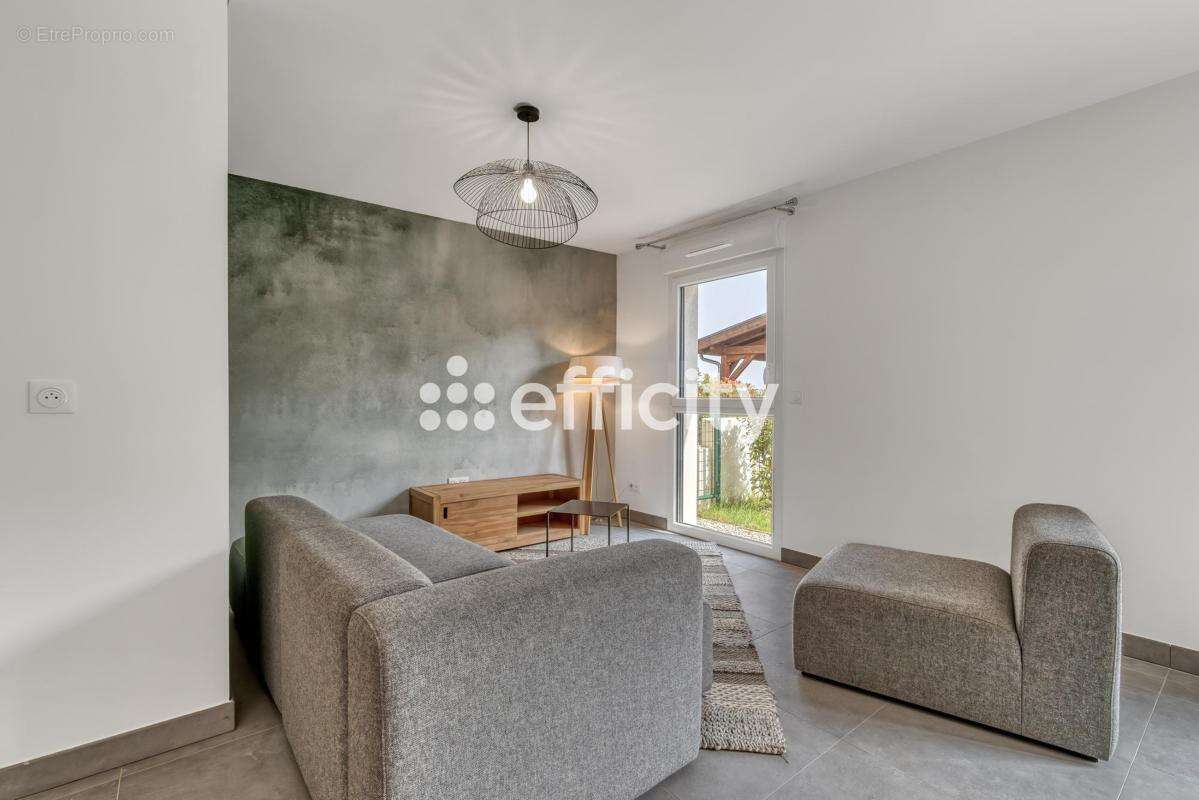 Appartement à GRESY-SUR-AIX