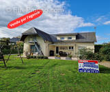 Maison à LES TROIS-PIERRES