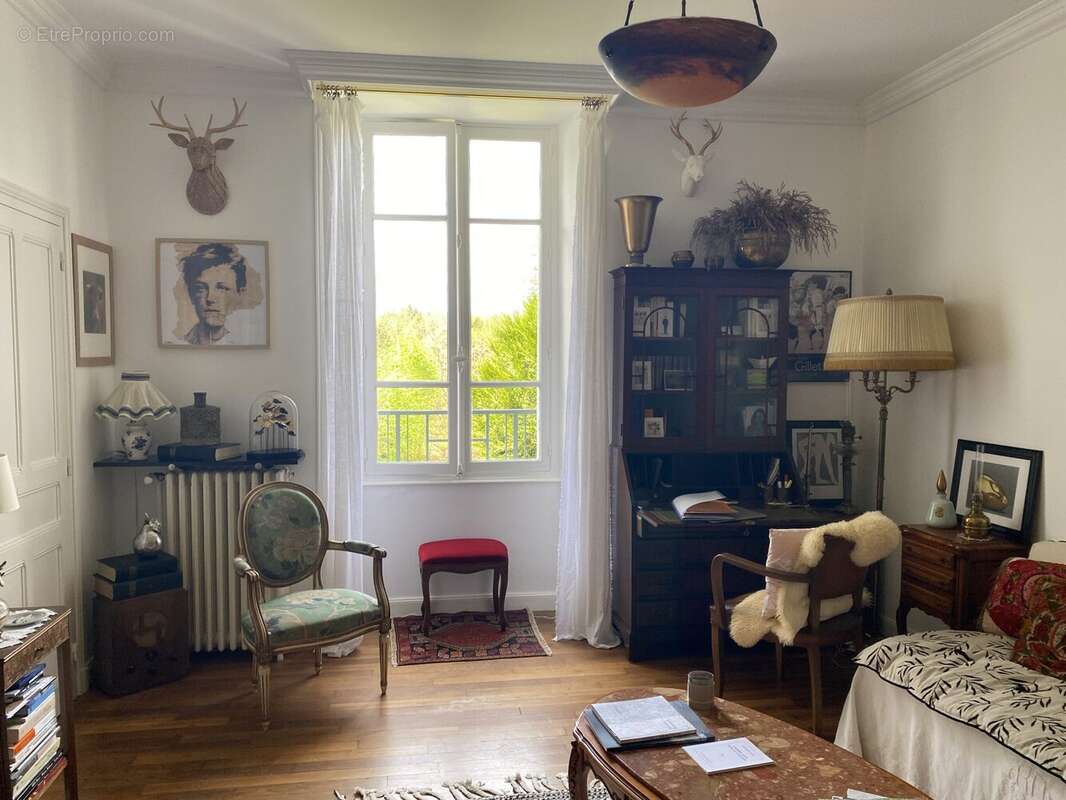Maison à BUGEAT