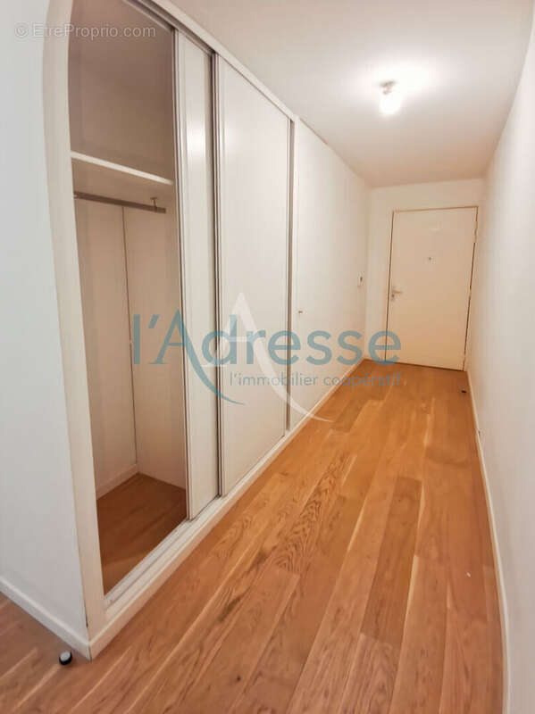 RUEIL-MALMAISON Plateau -belles prestations pour cet appartement S/O - photo 10