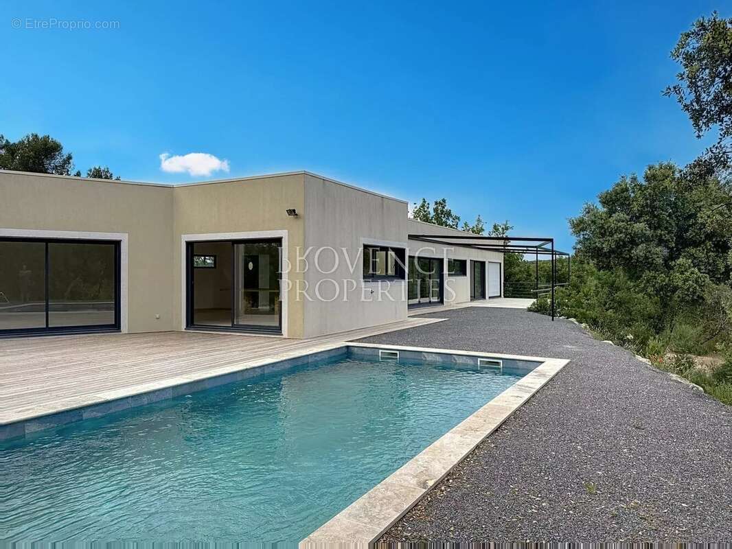 Maison à CHATEAUVERT