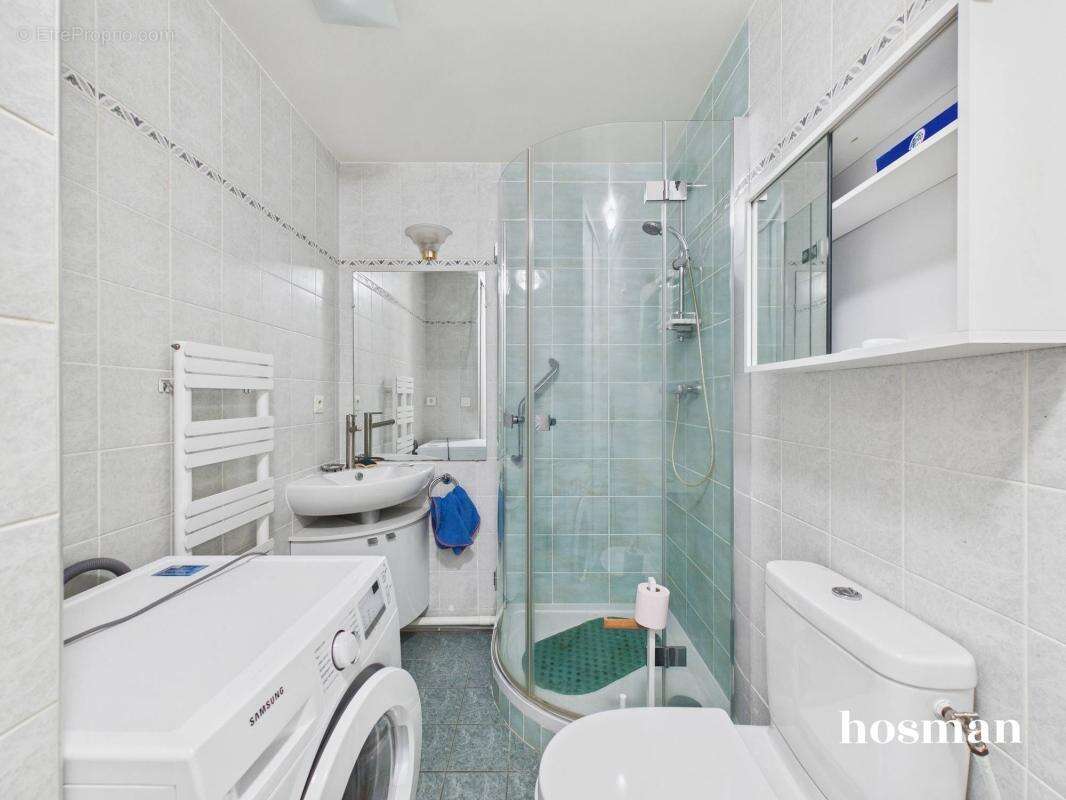 Appartement à LA GARENNE-COLOMBES